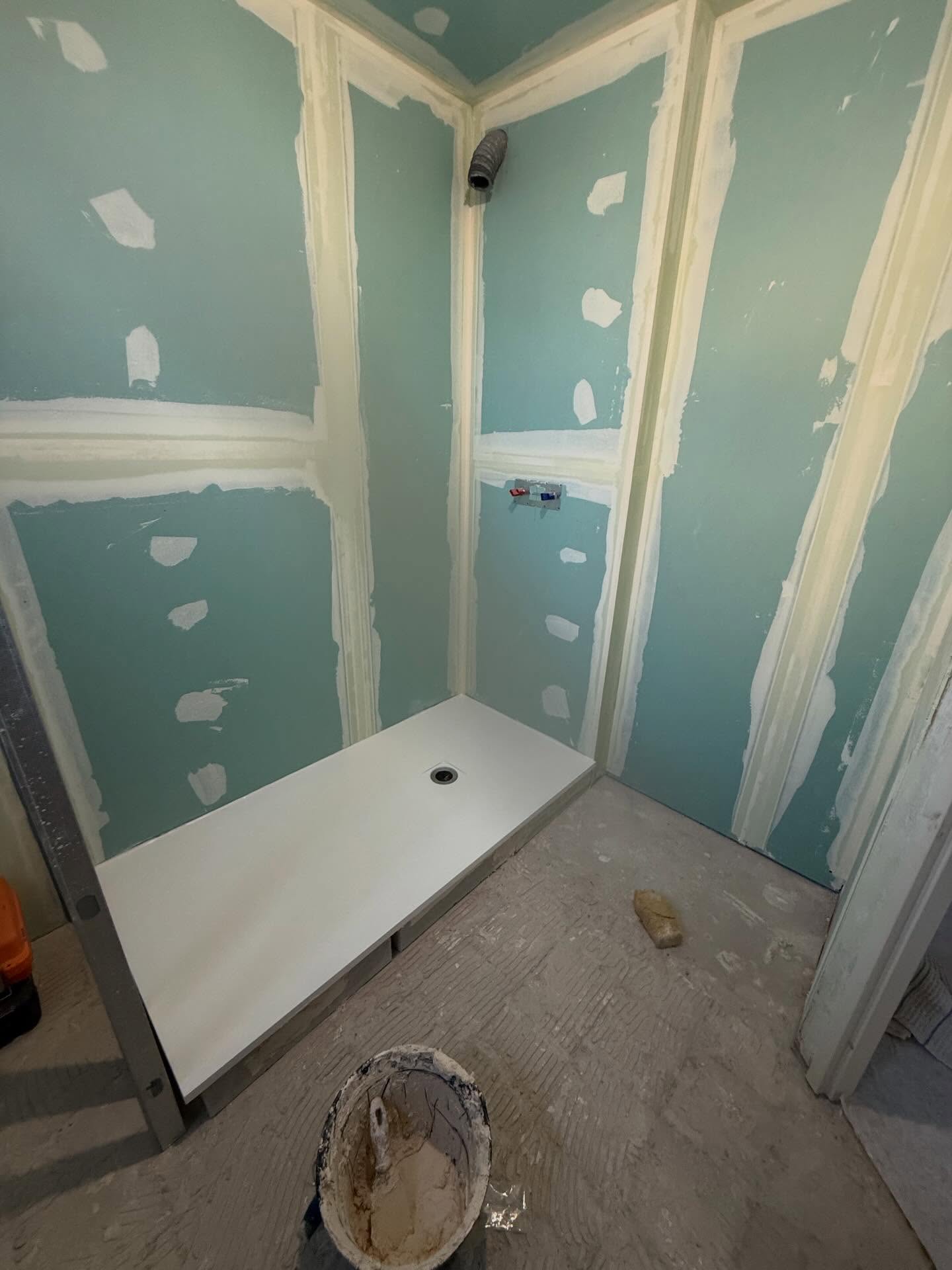Salle de bain clé en main 1